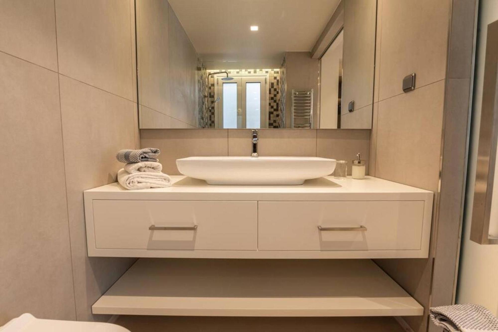 Luxurious Apartment In Acropolis Atene Esterno foto