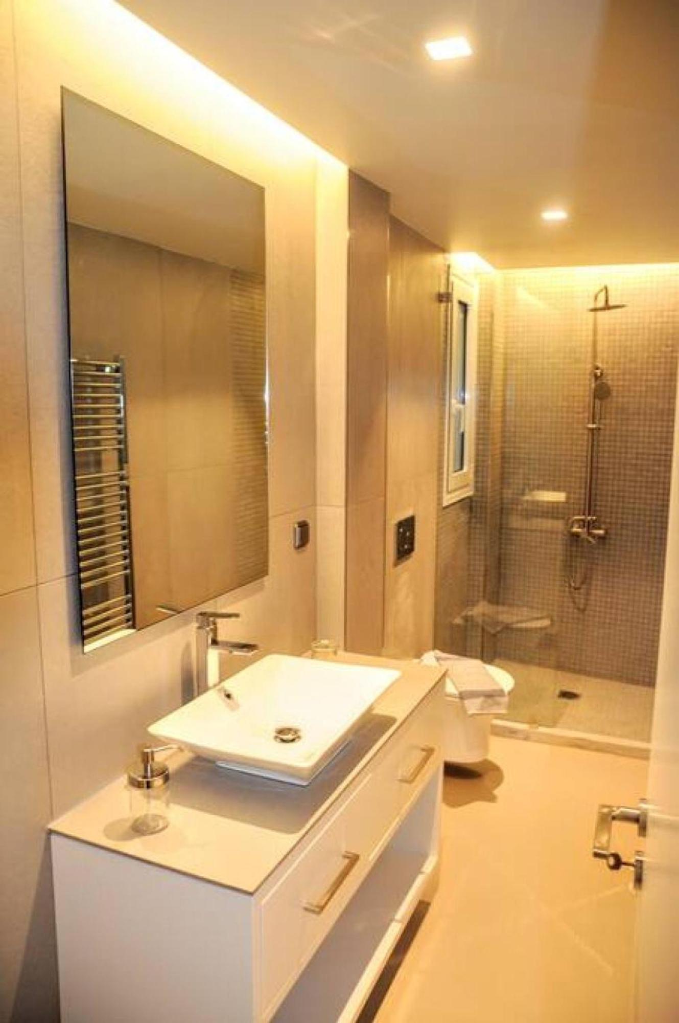 Luxurious Apartment In Acropolis Atene Esterno foto