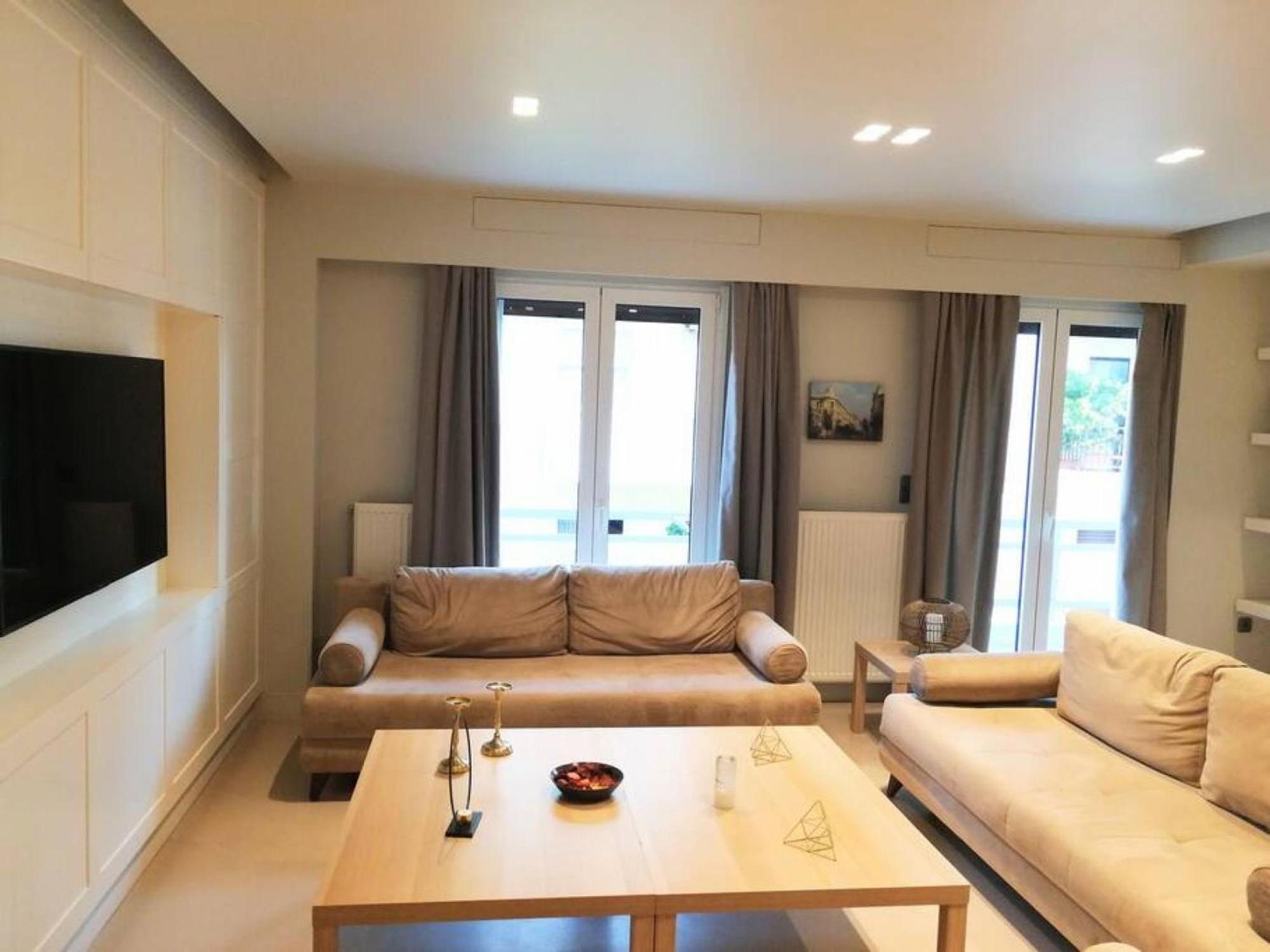 Luxurious Apartment In Acropolis Atene Esterno foto