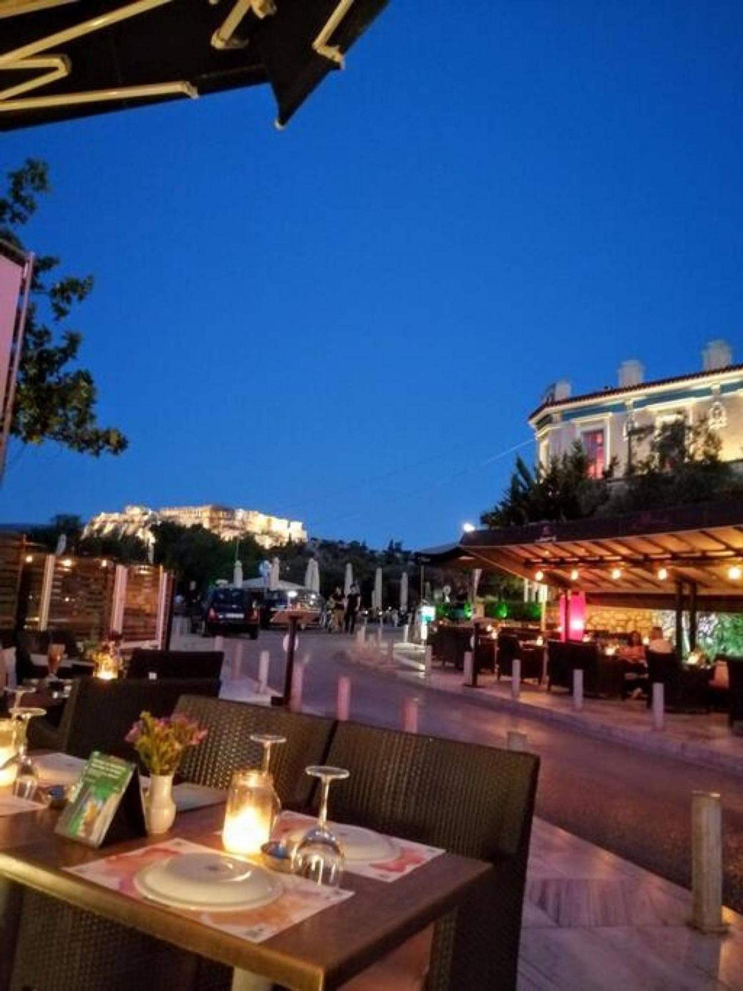 Luxurious Apartment In Acropolis Atene Esterno foto